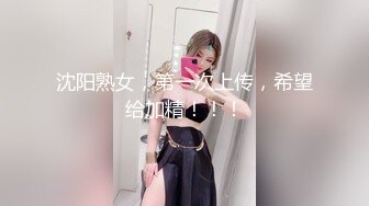 -无毛白虎少妇近距离特写骑乘主动激情啪啪 上下快速套弄 按摩器震动阴蒂 大屁股扭动猛烈撞击