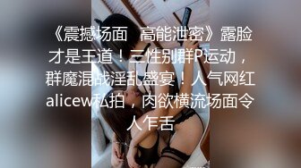 【自整理】P站Veronica Olive  老婆的情趣内衣真多 每天一套 精液都不够射 把她小屁屁打红 疯狂抽插 最新大合集【NV】 (28)