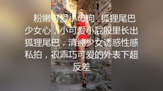  黑衣清秀小美女就是让人冲动约到酒店抱腿上亲吻揉捏脱光光身材肉感美味啪啪插入