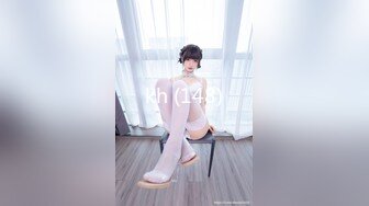 【新片速遞】麻豆出品／宫美娱乐_TT-007_超短裙长腿黑丝女上司