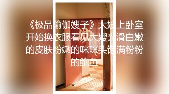 长发颜值妹子全裸自慰，道具插穴特写粉穴，水水很多