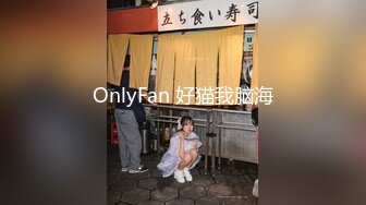  网约性感风衣外围女干过会所全套服务，抹上精油大白美乳背后摩擦，磨屁股深喉交大屌